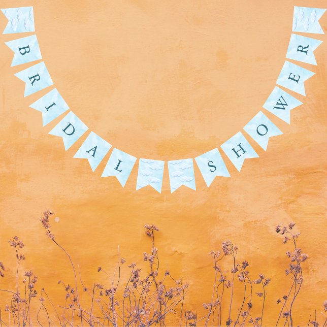 Bannière À Fanions Elle est sur un ciel rêveur bleu ciel pour une dou (On Cloud 9 Dreamy Sky Blue Bridal Shower Bunting Flag )