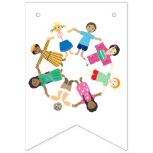 Enfants du monde tenant la main