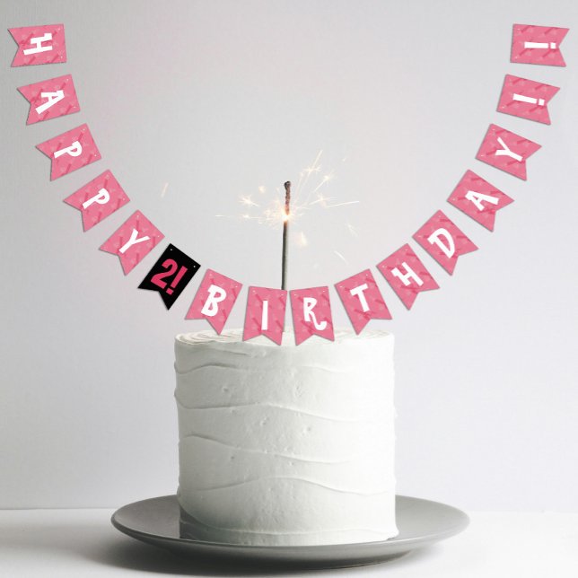 Bannière À Fanions Fête d'anniversaire à thème Halloween drôle et ros (Funny and pink Halloween themed birthday party Bunting Flags
)