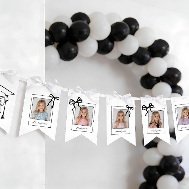 Bannière À Fanions Graduation Cap with Bow School Years Photo (School Photo Senior Banner Kindergarten to 12th Grade)