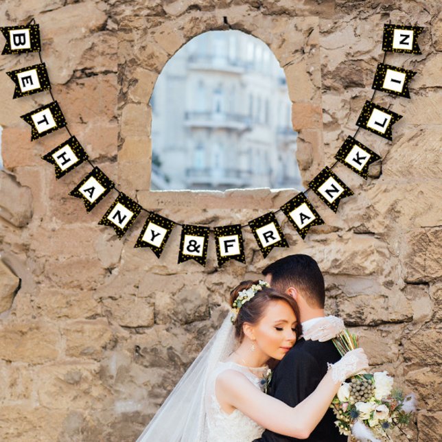 Bannière À Fanions Noir et blanc Random Gold Dot Patten Mariage (Créateur téléchargé)