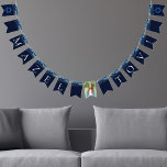 Bannière À Fanions Parti bat mitzvah Mazel Tov Marine Photo Bleu<br><div class="desc">Elégant décor de drapeaux de tov Mazel en bleu marine et or agate pour une soirée Bat mitzvah ou Bar Mitzvah. Cette bannière de célébration juive chic présente l'étoile de David à chaque coin et votre photo personnalisée au centre.</div>