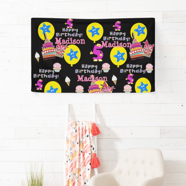 Bannière de vinyle, Bannière joyeuse du 5e anniver (En situation)