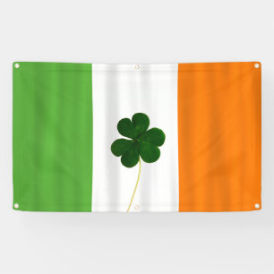 Bannière du Shamrock du drapeau irlandais de la fê