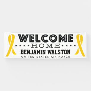 Bannière jaune militaire à la maison bienvenue de