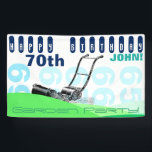Bannière vintage Lawnmower 70th Birthday<br><div class="desc">Illustration vintage de tondeuse à gazon dans un paysage abstrait avec des collines verdoyantes. Différents styles de lettrage. Nombre important en arrière - plan (65,  66,  67,  68 et 69)   70ème.</div>