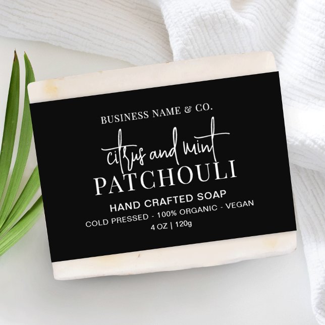 Bar Shampooing noir moderne ou Étiquette Soap Bell (Modern soap packaging design in black and white with trendy fonts and a simple layout)