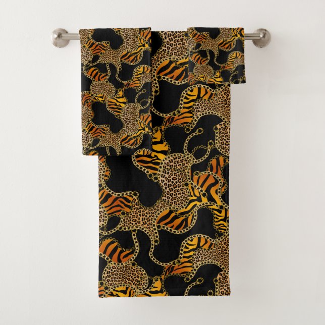 Baroque Glamour Moderne Imprimé Animal avec Chaîne (En situation)