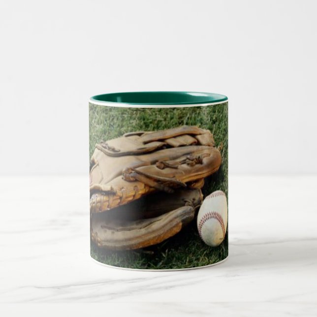 Baseball & Glove Mug (Centre)