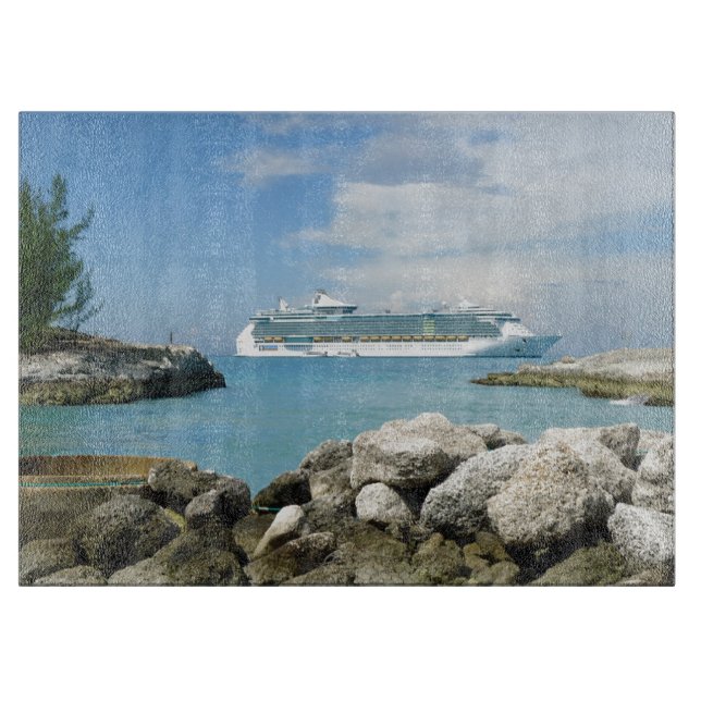Bateau de croisière à la planche à découper de (Devant)