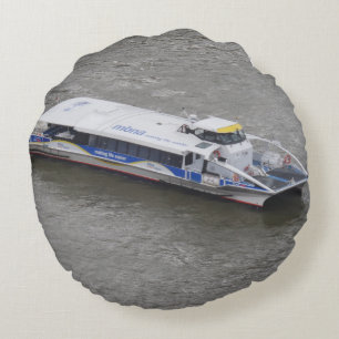 Bateau de croisière sur la Tamise Coussin