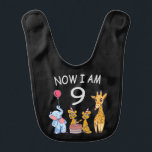 Bavoir Now I le 9e anniversaire du Birthday<br><div class="desc">Joyeux 9e anniversaire. Funny and lovely Kids Birthday design with a cute Elephant,  two ferrets and a girafe celebrating your birthday at the zoo.</div>