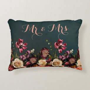 Beau bouquet fleuri mariage coussin intérieur chic