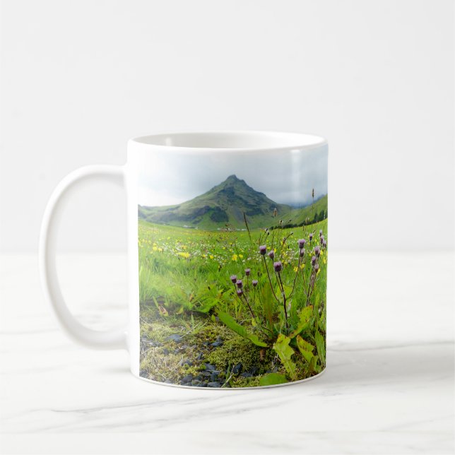 Beau champ de fleurs Café Mug (Gauche)