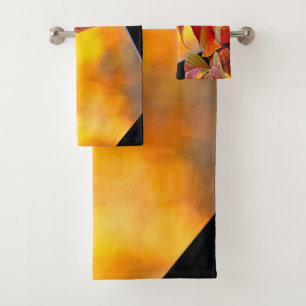 Beaux feuilles de vigne rouge dans le jardin d'aut