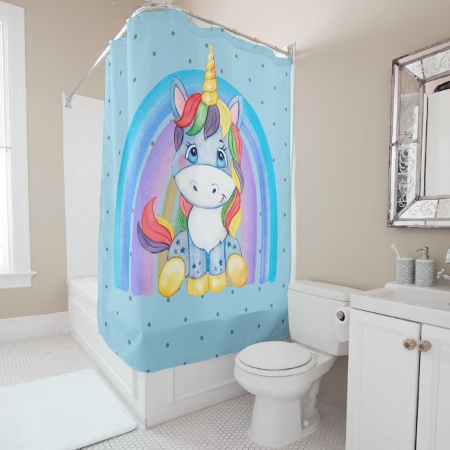 Bébé bleu licorne sur Rainbow Douche rideau (En situation)