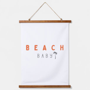 bébé de plage. Tapisserie murale cadre en bois