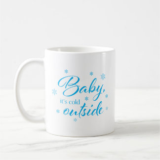 Bébé Il fait froid dehors de la tasse de café