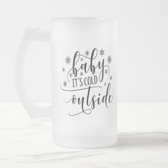 Bébé il fait froid dehors Mug en verre (Gauche)