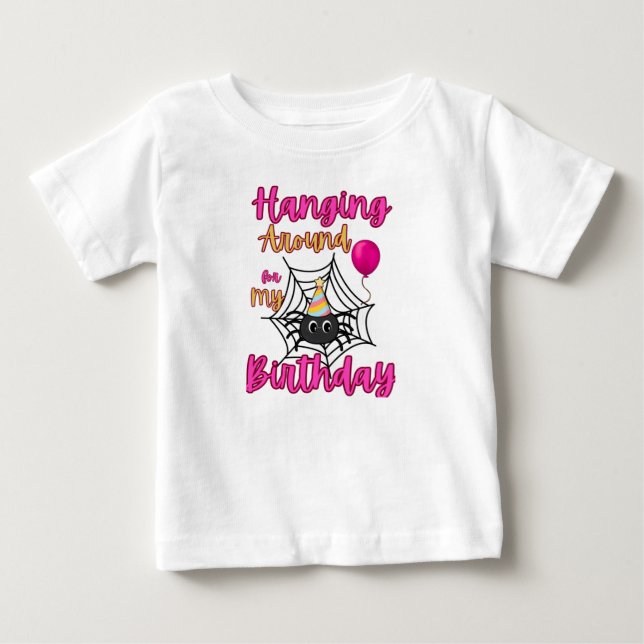 Bébé T-Shirt d'Halloween pour mon anniversaire avec une (Devant)