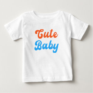 Bébé T-shirt minimaliste pour la typographie de l'enfan