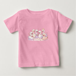 Bébé T-shirt pour enfants à la famille de cygnes mignon