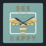 Bee Happy Jote Honeybee Apiarist Honey Horloge<br><div class="desc">Cette douce petite abeille stylisée en 3D vous rappellera,  à vous et à votre personnel et à vos clients,  de "Bee Happy" - ou de remplacer le texte par votre prénom. La couleur Arrière - plan peut être modifiée à n’importe quelle couleur,  dans le panneau calques.</div>