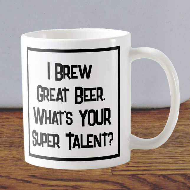 Beer Brewer Super Talent. Mug à café à deux tons (Créateur téléchargé)