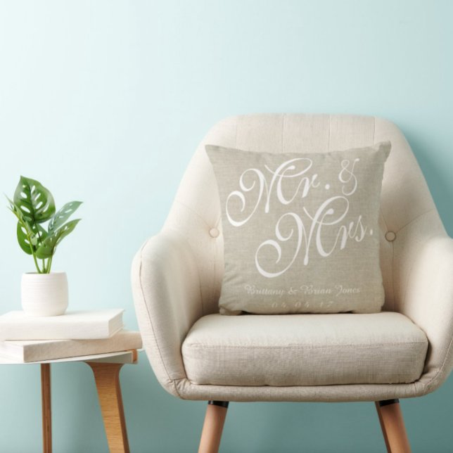 Beige White Linen M. et Mme la Mariage Coussin (Créateur téléchargé)