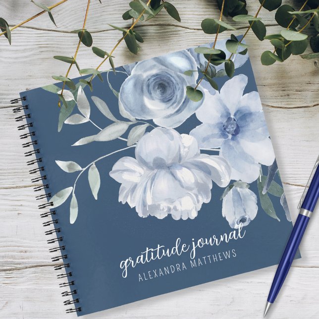 Belle aquarelle Florale Bleu Journal de Gratitude (Click "Personalize this Template" to easily customize this pretty gratitude journal.)