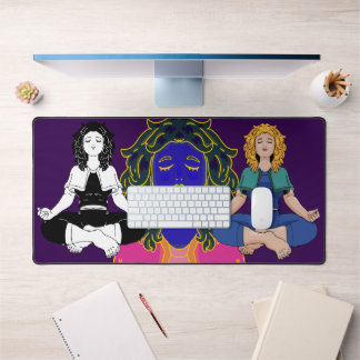 Belle Fille Blonde Pose de Yoga Lotus Mignonne