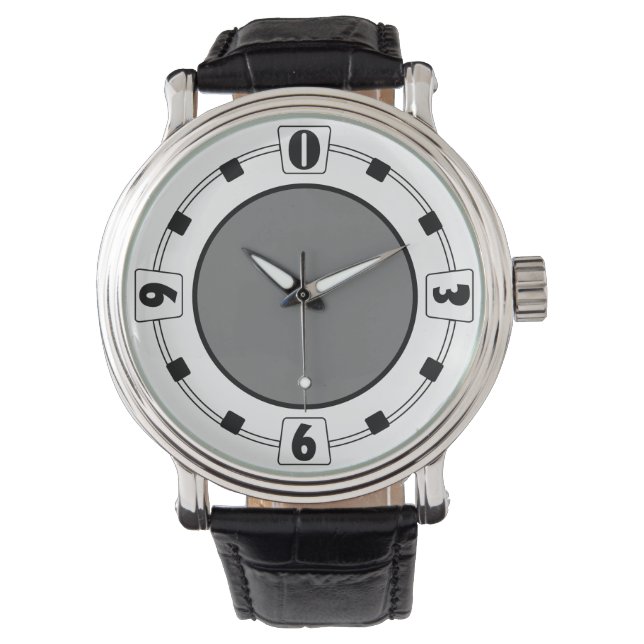 Belle montre moderne avec cadran à la mode (devant)