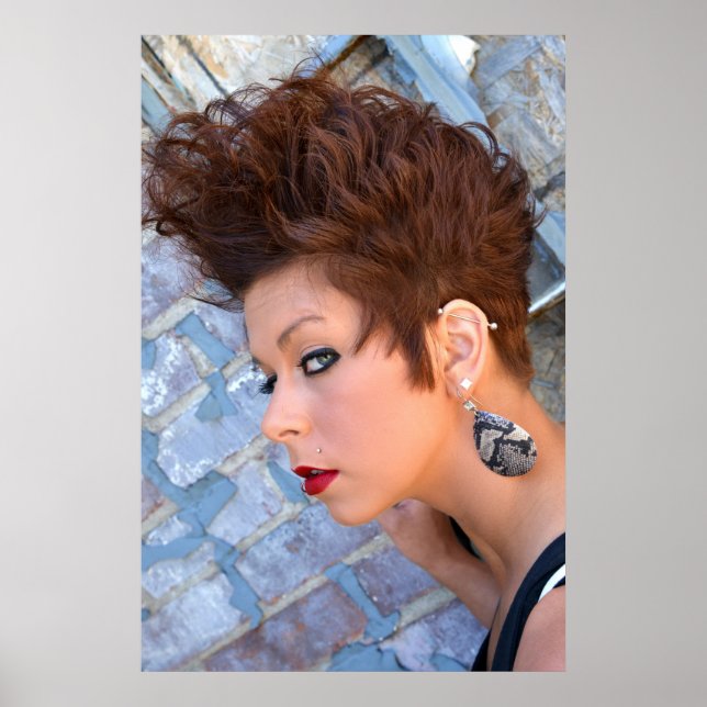 Belle Poster à cheveux courts (Devant)