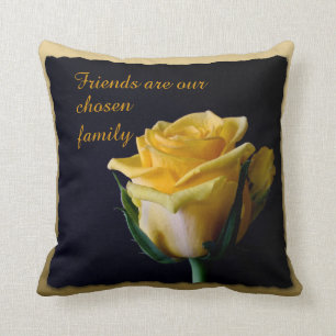Belle Rose jaune sur Coussin noir et or