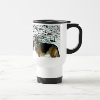 Belle tasse de café de banlieusard de berger