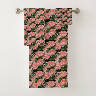Belles fleurs roses sur fond noir