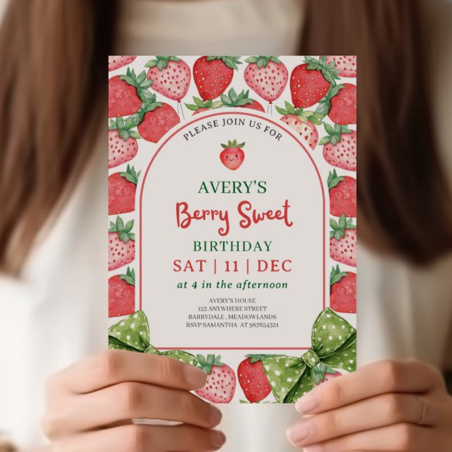 Berry Sweet Birthday Strawberry Party Invitation (Créateur téléchargé)
