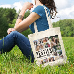 Besties Toujours & Forever Photo Collage Sac fourr<br><div class="desc">Les amis sont l’une des composantes les plus importantes d’une vie heureuse et réussie. Il n’est donc pas surprenant que les gens trouvent de nouvelles façons créatives de les honorer. La dernière tendance est le sac fourre-tout du meilleur ami customisé, permettant aux gens de montrer leur appréciation pour leurs proches...</div>