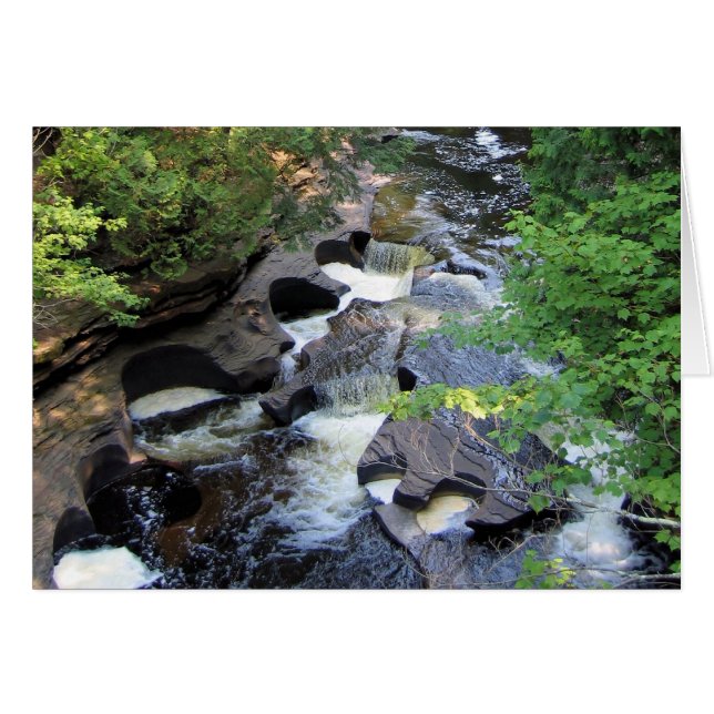 Bien que les eaux soient préoccupées - carte (Devant horizontal)