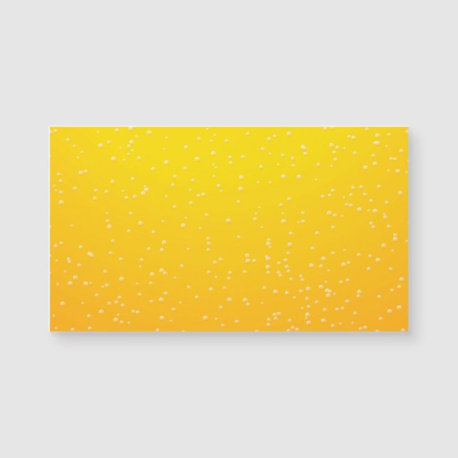 Bière Lager avec de minuscules bulles (Devant)