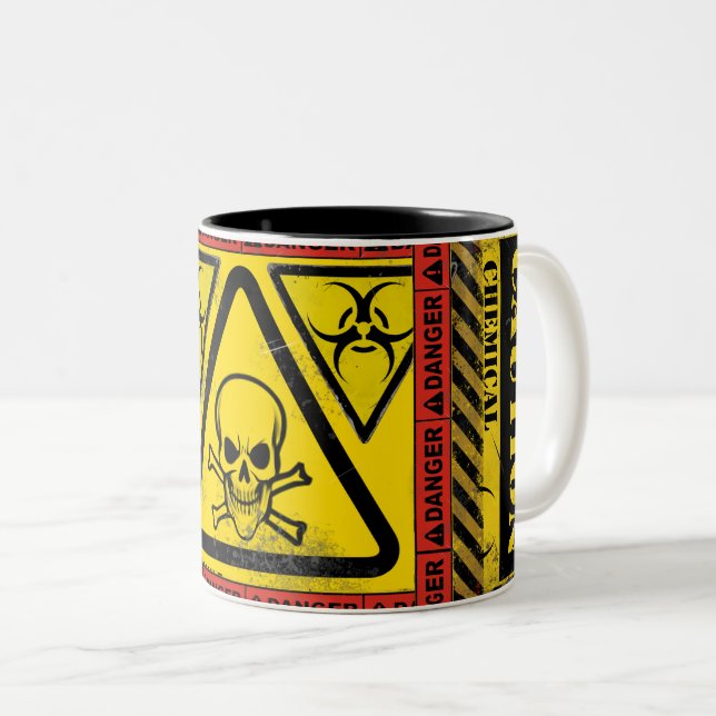 Bio Hazard Mug V6 (Devant droit)