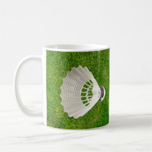 Birdie de Badminton sur Mug d'herbe verte