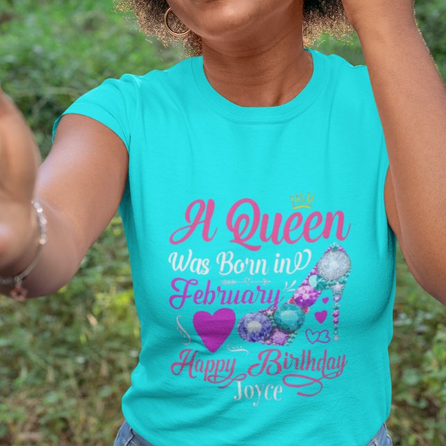 Birthday Queens Are Born in February Text T-Shirt (Créateur téléchargé)