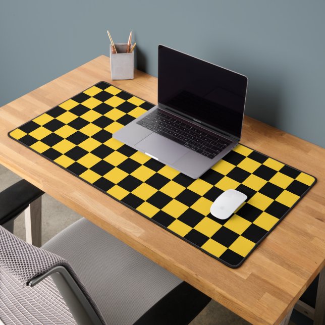 Black and gold checkerboard pattern (Bureau 2)