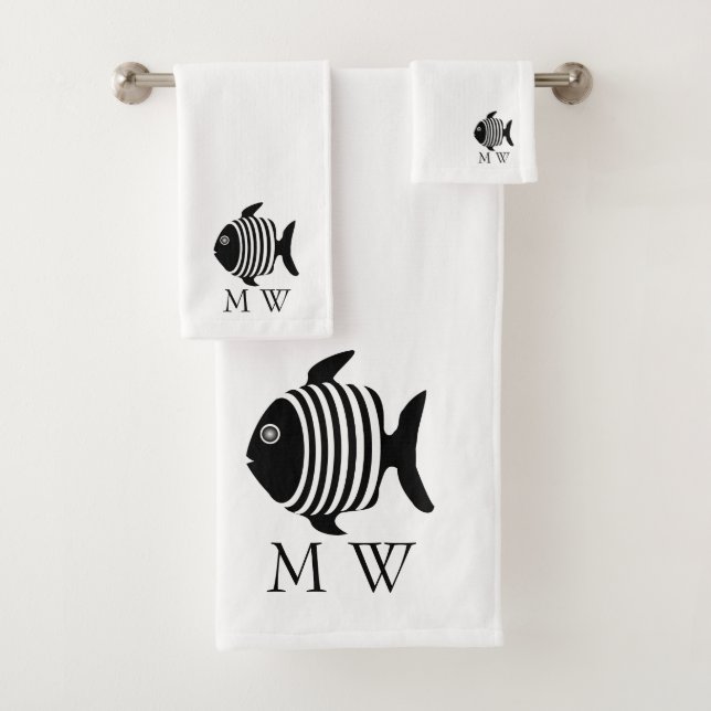 Black And White Angel Fish Design Monogrammed (En situation)