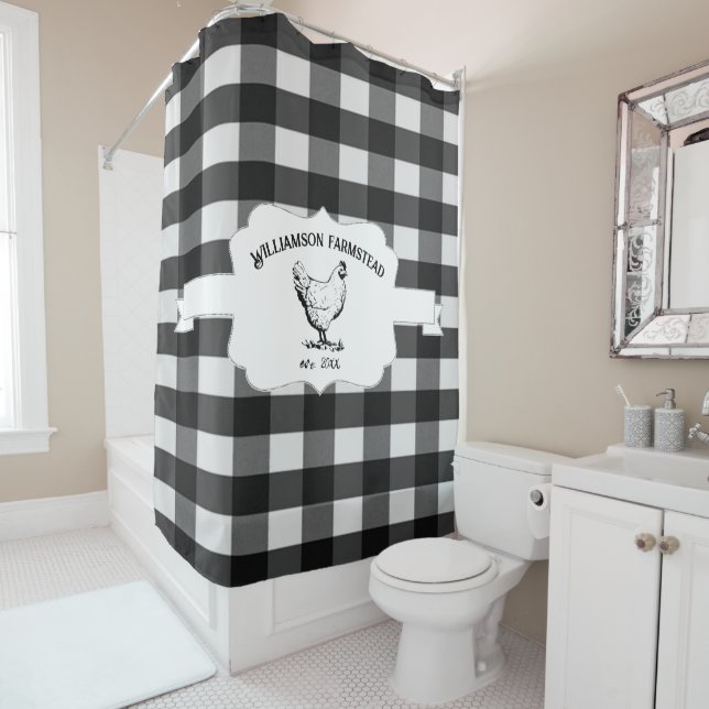 Black Buffalo Plaid Farm Poulet Douche Rideau (En situation)