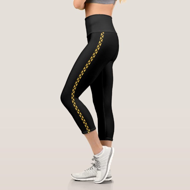 Black Capri Leggings with Bold Gold Side Stripe (Gauche)