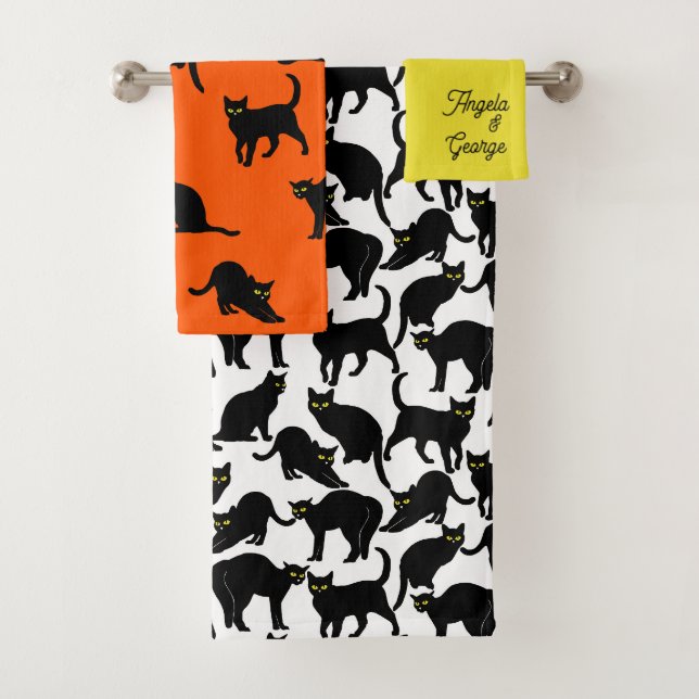 Black Cats on White (En situation)
