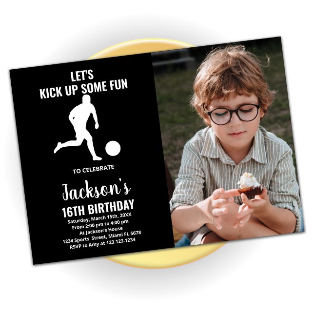 Black Runer Soccer Anniversaire Invitations avec p (Créateur téléchargé)