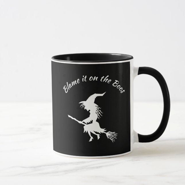 Blâmez-le sur la sorcière Boos Halloween Mug noir (Droite)